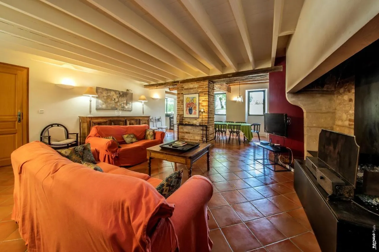 Maison De Charme - 250M2 - Calme - Jardin Florentin بيت للعطل